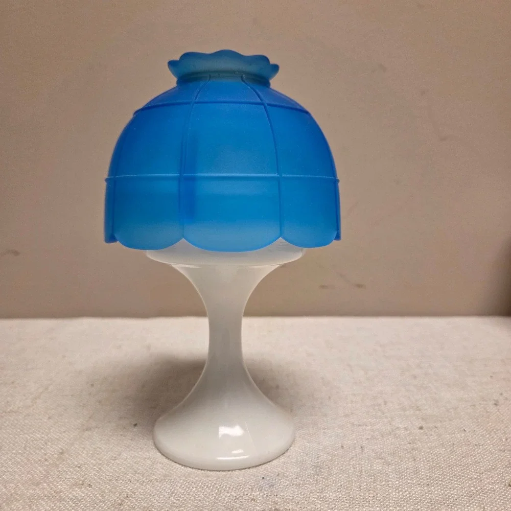 Fenton Art Glass fenton art
